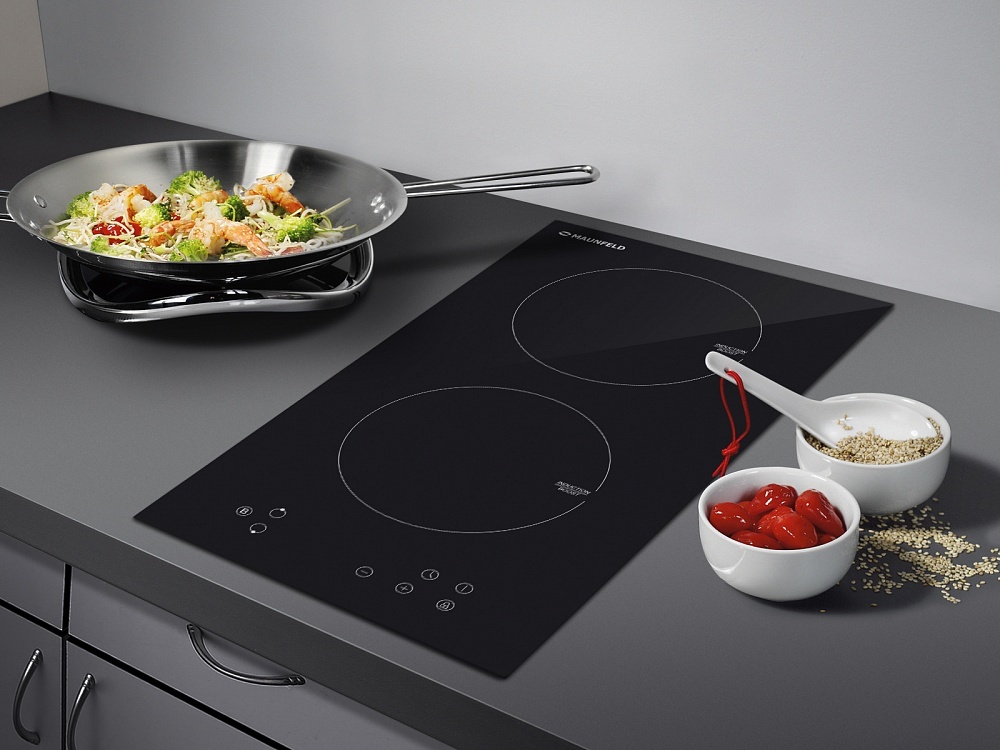 Видеообзор индукционных варочных панелей MAUNFELD AVI3027SBK / AVI3026SBK