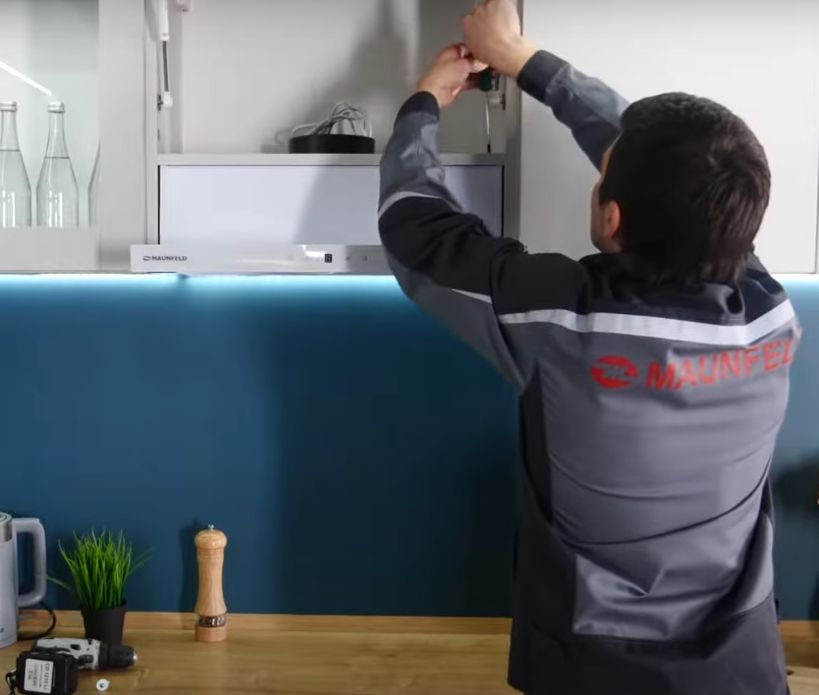 Видеообзор как установить встраиваемую кухонную вытяжку MAUNFELD