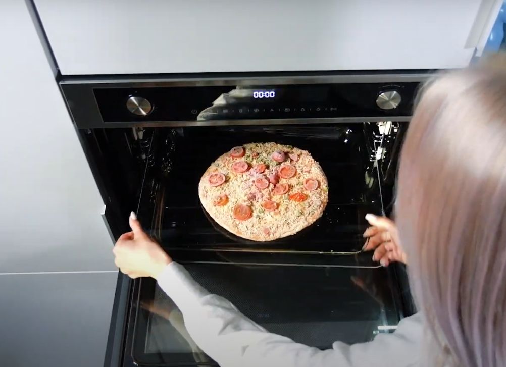 Видеообзор духового шкафа с СВЧ MAUNFELD MCMO5015MFS