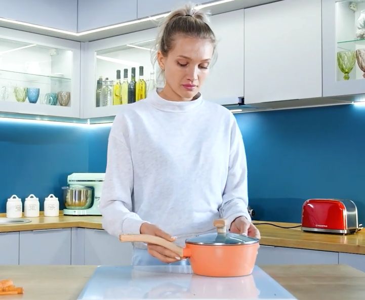 Видеообзор индукционной варочной панели MAUNFELD CVI453SBWH LUX