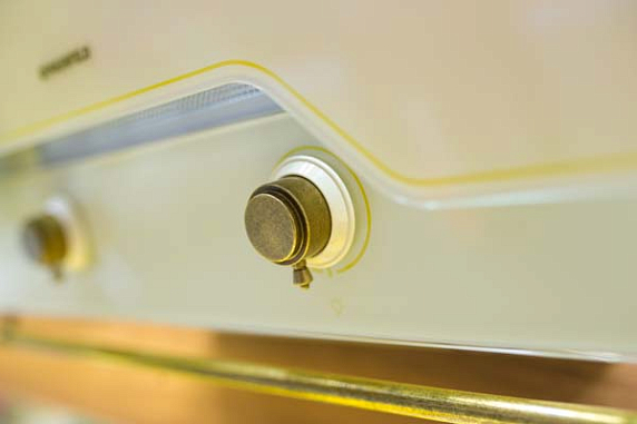 Вытяжка Maunfeld RETRO QUADR 60 бежевое стекло preview 3