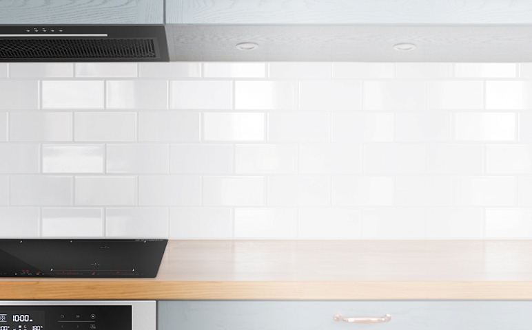 Установка вытяжки Maunfeld TRAPEZE 603EM черный