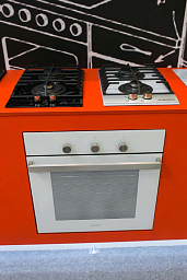 Духовой шкаф Maunfeld MEOF.676W