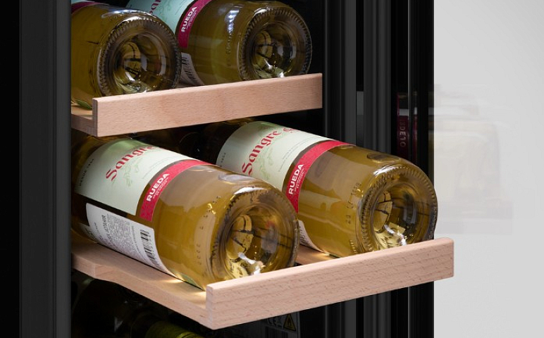 Видеообзор на винный шкаф MAUNFELD MBWC-56D17