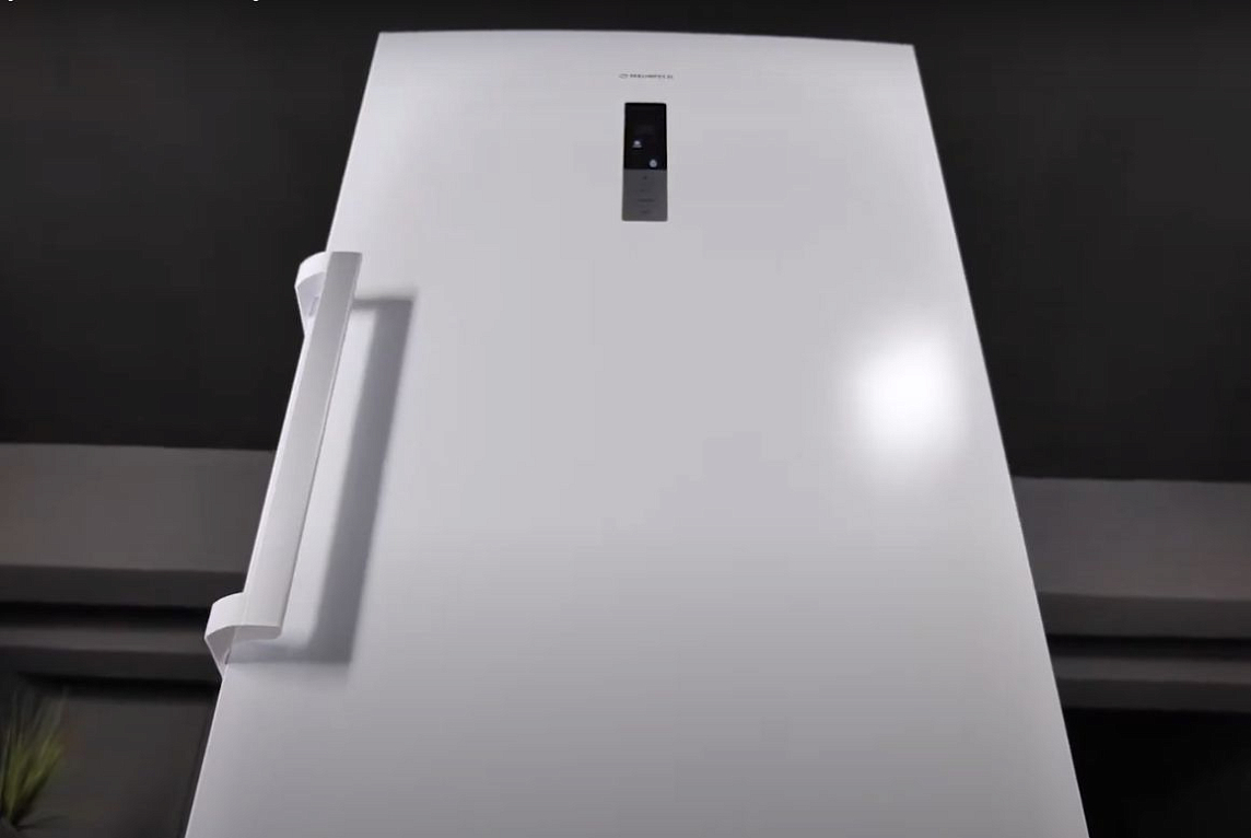 Видеообзор морозильной камеры MAUNFELD MFFR185